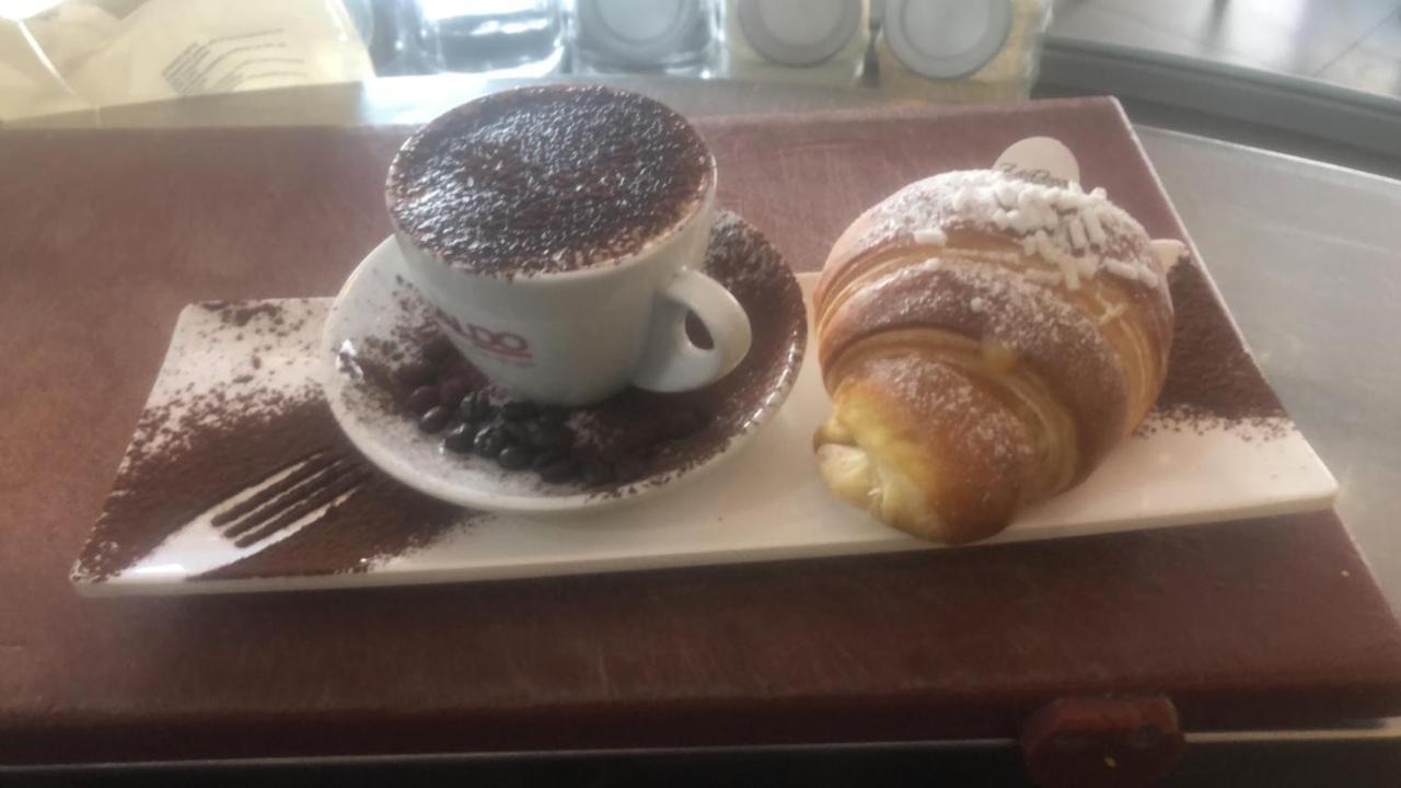 Amazing Napoli Bed and Breakfast Buitenkant foto